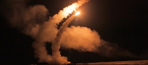 S-400 lanza misiles (archivo) - Sputnik Mundo
