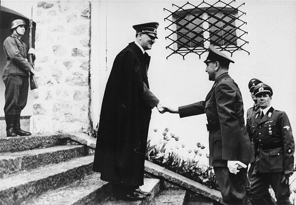Adolf Hitler recibe al líder del llamado Estado Independiente de Croacia, Ante Pavelic, en Alemania el 9 de junio de 1941 - Sputnik Mundo