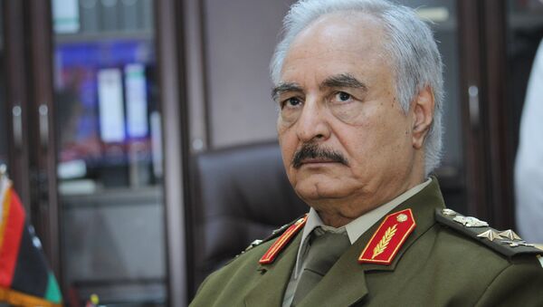 Jalifa Haftar, comandante del Ejército Nacional de Libia - Sputnik Mundo