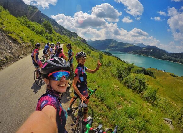 Ciclistas del proyecto 'Donnons des elles au vélo' en su vuelta a Francia - Sputnik Mundo