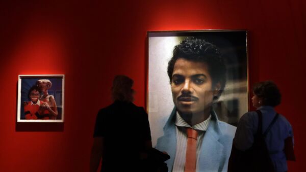 Un retrato de Michael Jackson - Sputnik Mundo