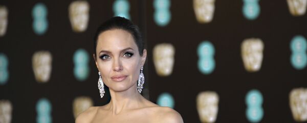 Angelina Jolie, actriz estadounidense Angelina Jolie, actriz estadounidense - Sputnik Mundo