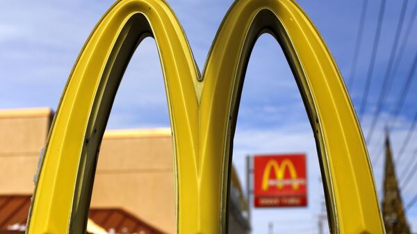 Logo de McDonald's - Sputnik Mundo