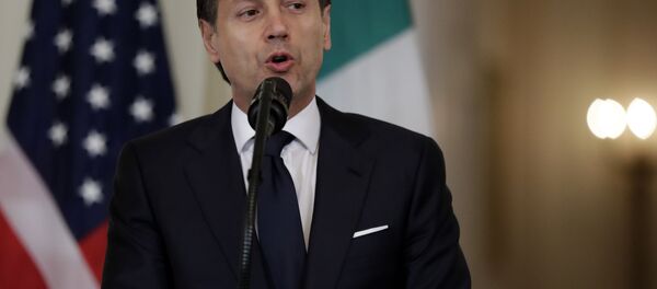 Giuseppe Conte, el primer ministro de Italia - Sputnik Mundo