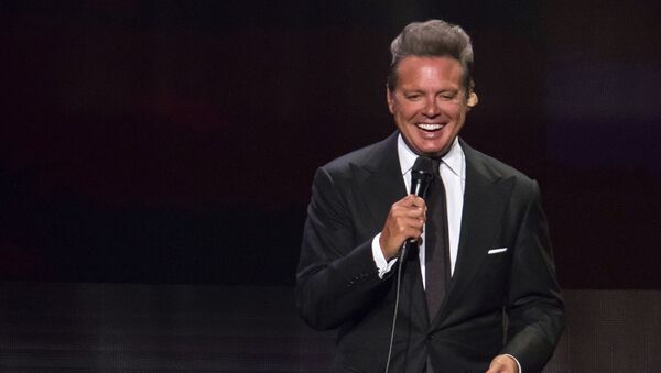 Luis Miguel en concierto - Sputnik Mundo