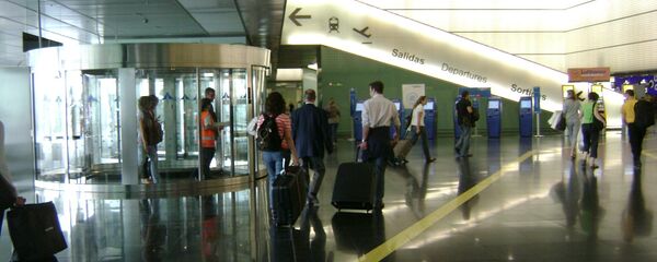 El aeropuerto de Barcelona, España - Sputnik Mundo