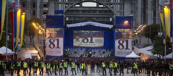 Avenida Bolívar en Venezuela tras acto conmemorativo cuando se produjo ataque contra presidente Maduro - Sputnik Mundo