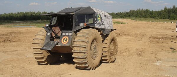 El vehículo todoterreno ruso Sherp - Sputnik Mundo