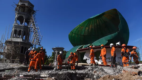 La isla de Lombok de Indonesia tras el terremoto - Sputnik Mundo