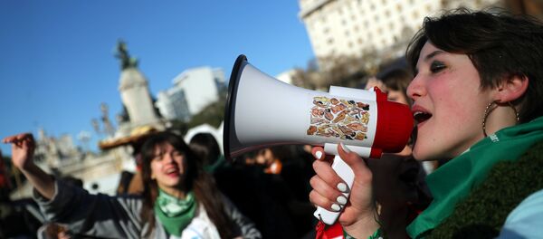 Marcha a favor de la legalización del aborto en Buenos Aires, Argentina - Sputnik Mundo