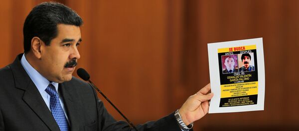 El presidente venezolano, Nicolás Maduro, muestra las pruebas del atentado en su contra - Sputnik Mundo