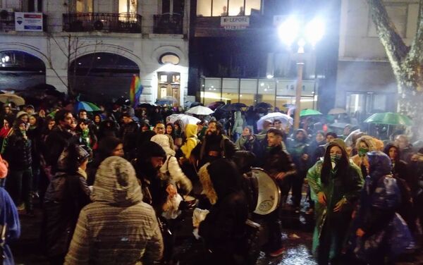 Una manifestación a favor del aborto en Argentina - Sputnik Mundo