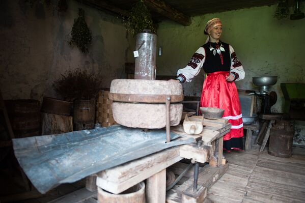 La vida poco conocida de los pueblos indígenas de Rusia - Sputnik Mundo