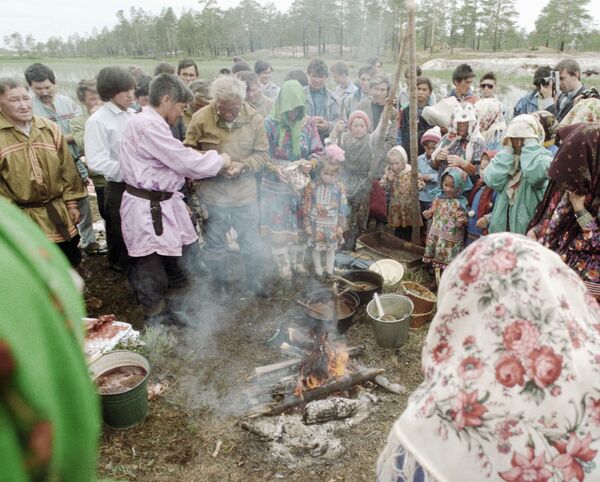 La vida poco conocida de los pueblos indígenas de Rusia - Sputnik Mundo