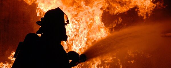 Un bombero (archivo) Un bombero (archivo) - Sputnik Mundo