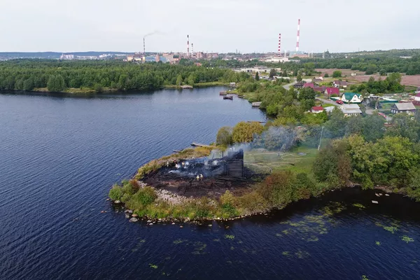 La iglesia de la Asunción, en la ciudad rusa de Kondopoga —Karelia— La iglesia de la Asunción, en la ciudad rusa de Kondopoga —Karelia— - Sputnik Mundo