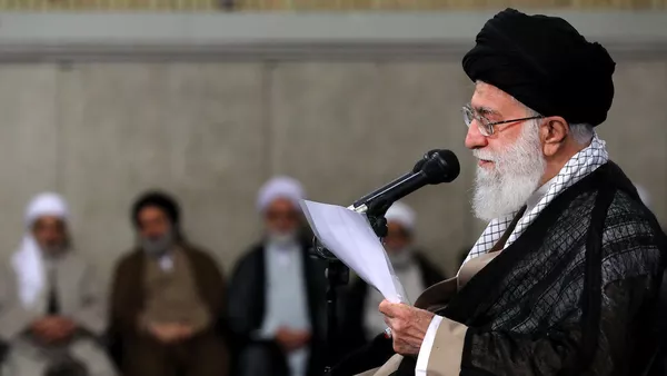 Ayatolá Alí Jameneí, líder supremo de Irán - Sputnik Mundo