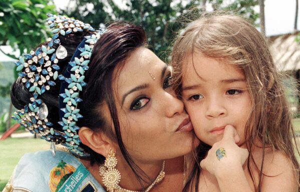 Miss Mundo 1997 Diana Hayden - Sputnik Mundo