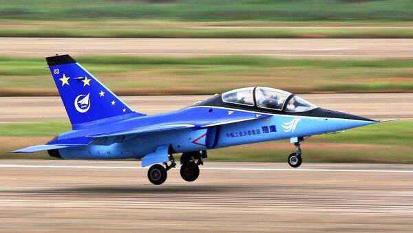 Avión de entrenamiento avanzado L-15, foto archivo Avión de entrenamiento avanzado L-15, foto archivo - Sputnik Mundo