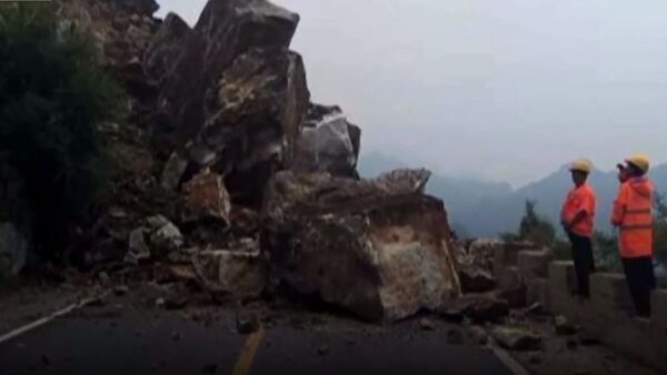 Desplazamiento de tierra en Fangshan - Sputnik Mundo