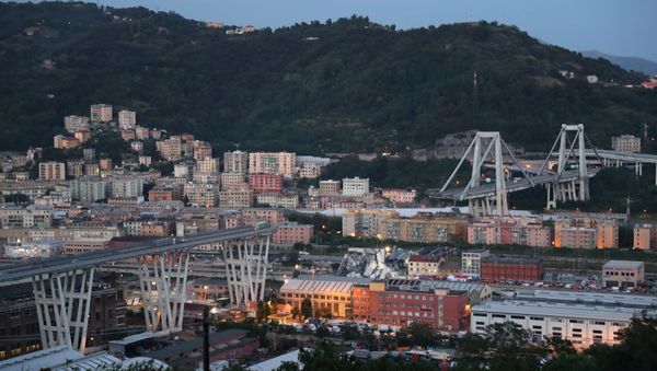 El colapso de un puente en Génova El colapso de un puente en Génova - Sputnik Mundo