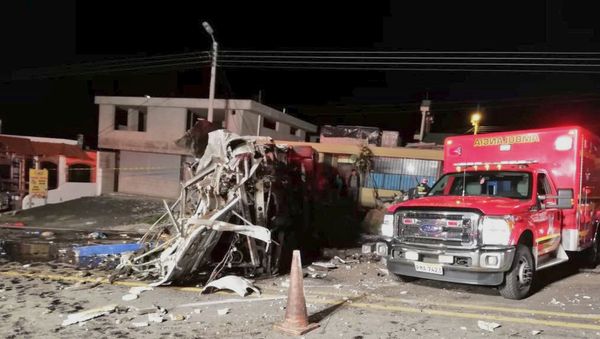 Accidente de autobús en la carretera Pifo-Papallacta, Ecuador Accidente de autobús en la carretera Pifo-Papallacta, Ecuador - Sputnik Mundo