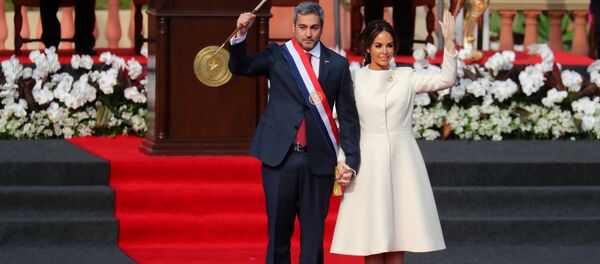 El presidente de Paraguay, Mario Abdo Benítez, y su esposa, Silvana Lopez Moreira - Sputnik Mundo