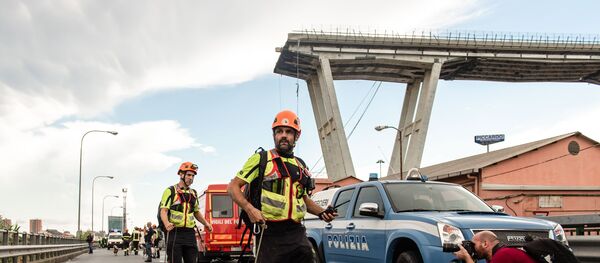El puente colapsado Morandi, en Génova. - Sputnik Mundo