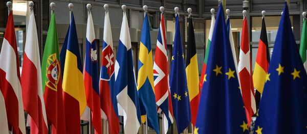 Las banderas de los países miembros de la Unión Europea - Sputnik Mundo
