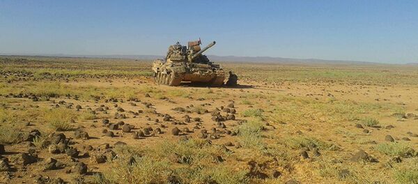 Un tanque T-55 de producción soviética en Siria Un tanque T-55 de producción soviética en Siria - Sputnik Mundo