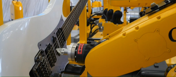 Un robot que toca instrumentos musicales - Sputnik Mundo