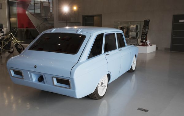 Un supercar eléctrico CV-1 del consorcio ruso Kalashnikov - Sputnik Mundo