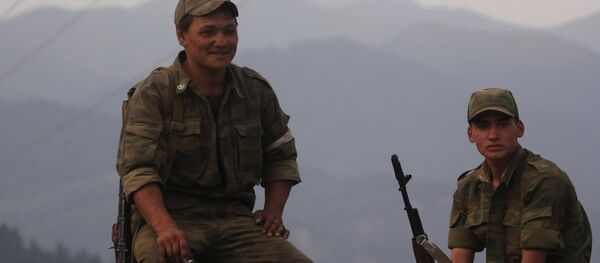 Soldados rusos en Osetia del Sur (archivo) - Sputnik Mundo