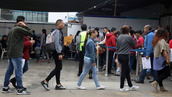 Los migrantes venezolanos en Perú - Sputnik Mundo