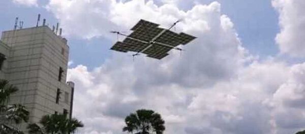 Logran crear un dron que vuela sin baterías (vídeo) - Sputnik Mundo