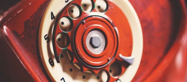 Un teléfono rojo - Sputnik Mundo