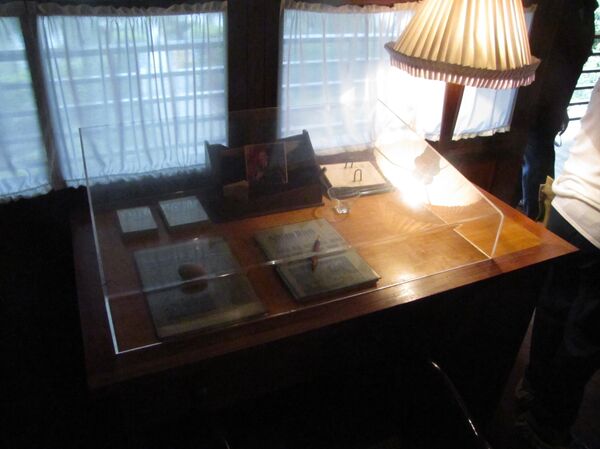 Ho CHi Minh guardaba en su escritorio de la Casa Zancuda una foto de Lenin  - Sputnik Mundo