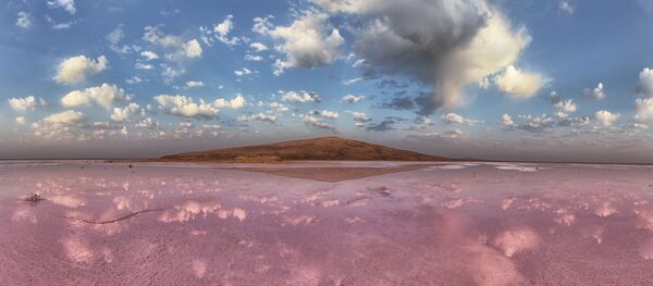 El lago rosado Koyashskoye en Rusia - Sputnik Mundo