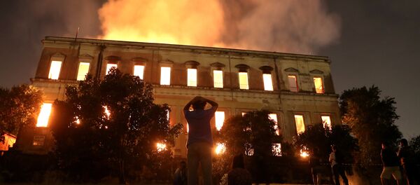 Incendio en el Museo Nacional de Río de Janeiro - Sputnik Mundo