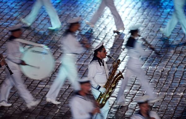 Así culminó el Festival Internacional de Música Militar Torre Spásskaya - Sputnik Mundo