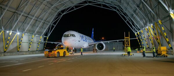 Avión ruso MC-21 (archivo) - Sputnik Mundo