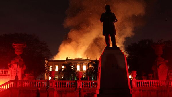 Incendio en el Museo Nacional de Río de Janeiro - Sputnik Mundo