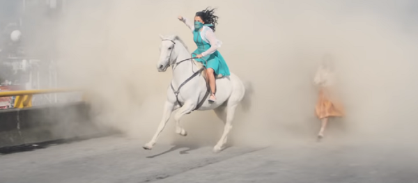 Una publicidad feminista de Nike revoluciona las redes - Sputnik Mundo