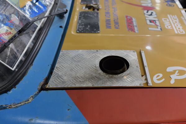 Enchúlame la máquina: estos rusos dan una nueva vida a los autos soviéticos - Sputnik Mundo