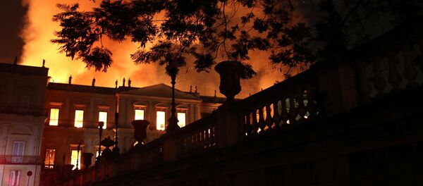 Incendio en el Museo Nacional de Río de Janeiro - Sputnik Mundo