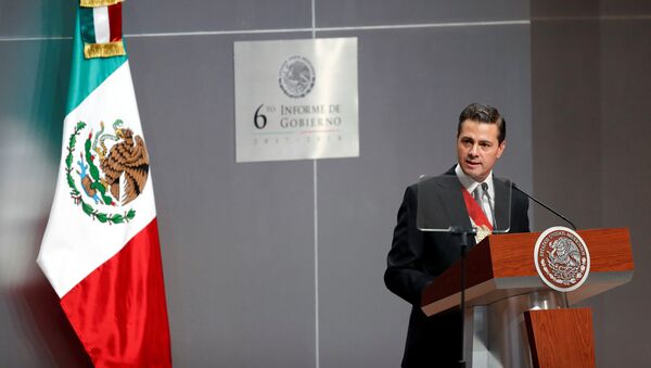 Enrique Peña Nieto, presidente saliente de México (archivo) - Sputnik Mundo