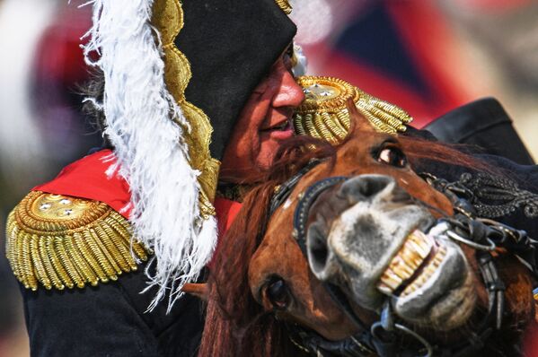 La batalla de Borodinó se reanuda cerca de Moscú - Sputnik Mundo