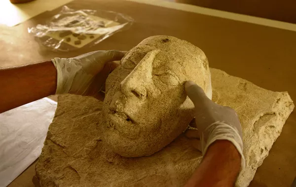 Máscara de estuco de Pakal, encontrada en Palenque, México Máscara de estuco de Pakal, encontrada en Palenque, México - Sputnik Mundo