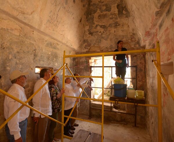 Excavaciones en los interiores del Palacio de Palenque, México - Sputnik Mundo