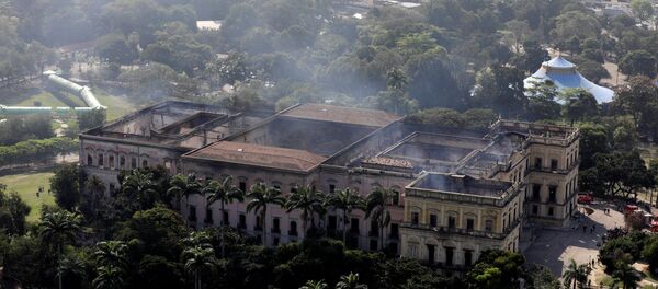 El Museo Nacional tras el incendio - Sputnik Mundo